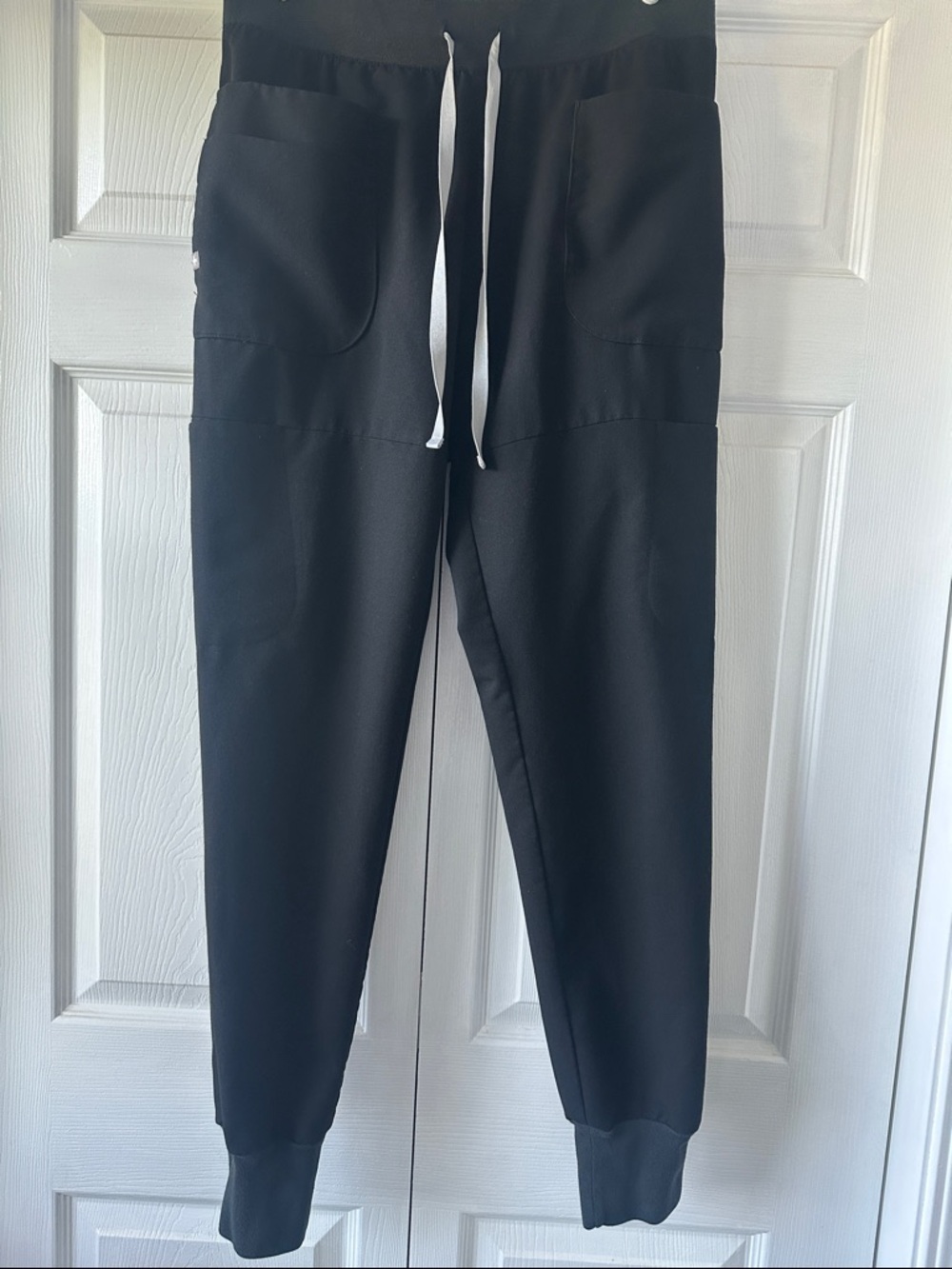 Women’s FIGS - Black Nepal - TALL Skinny Jogger Scrub Pants - Size Medium